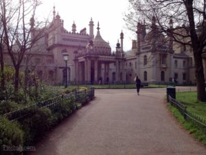 the-barn-caravan-park-a-visit-to-brighton-just-up-the-road